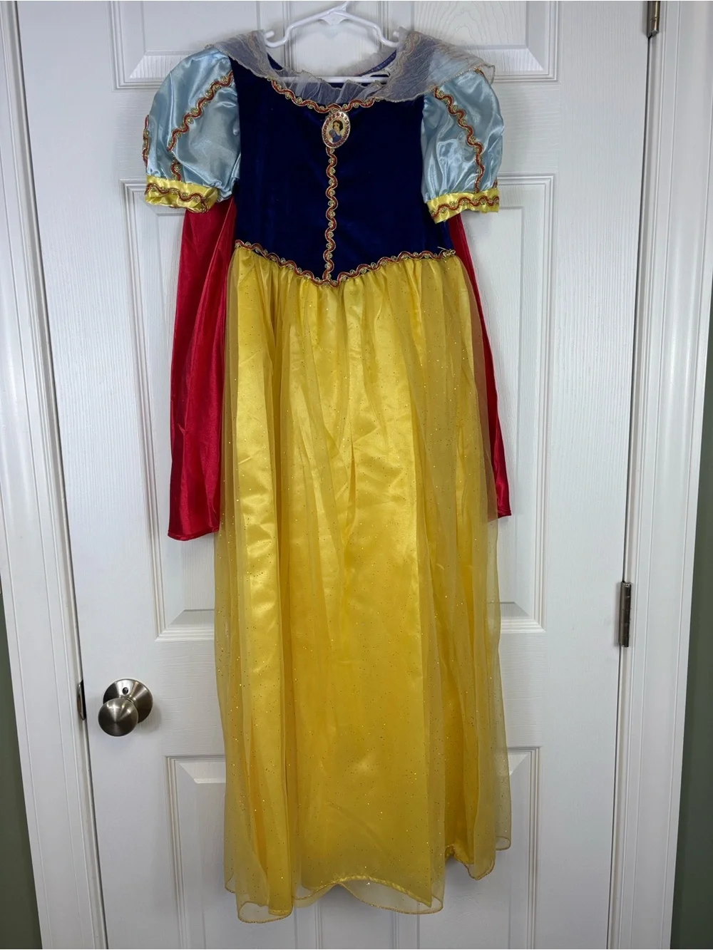 Disney Classics Snow White dress sz 7-8